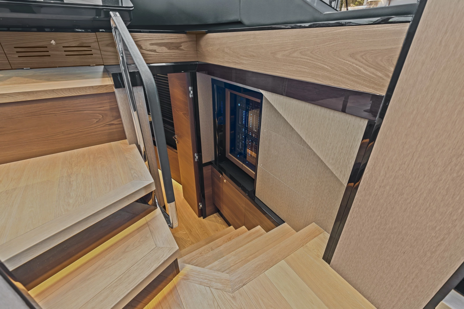 2023 Absolute Navetta 75