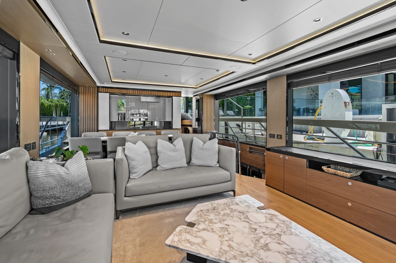 2023 Absolute Navetta 75