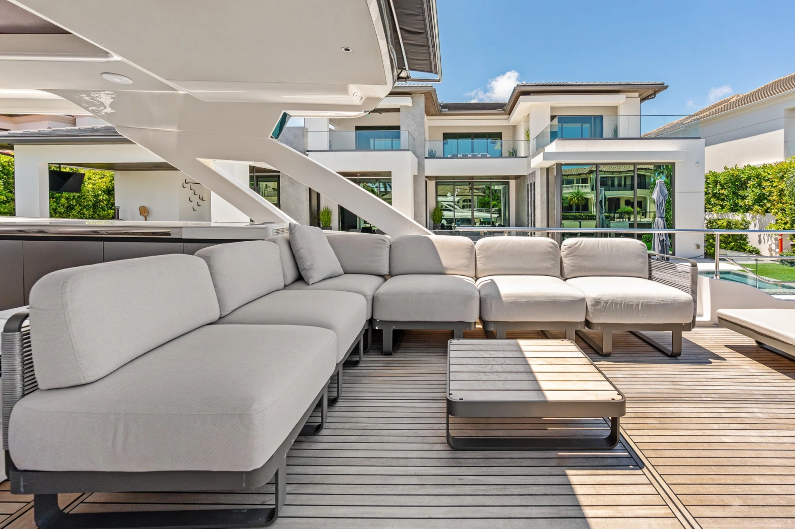 2023 Absolute Navetta 75