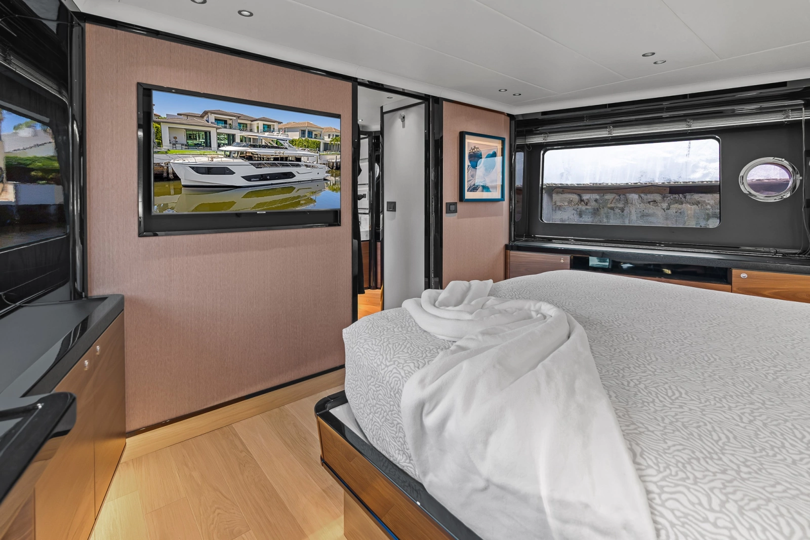 2023 Absolute Navetta 75