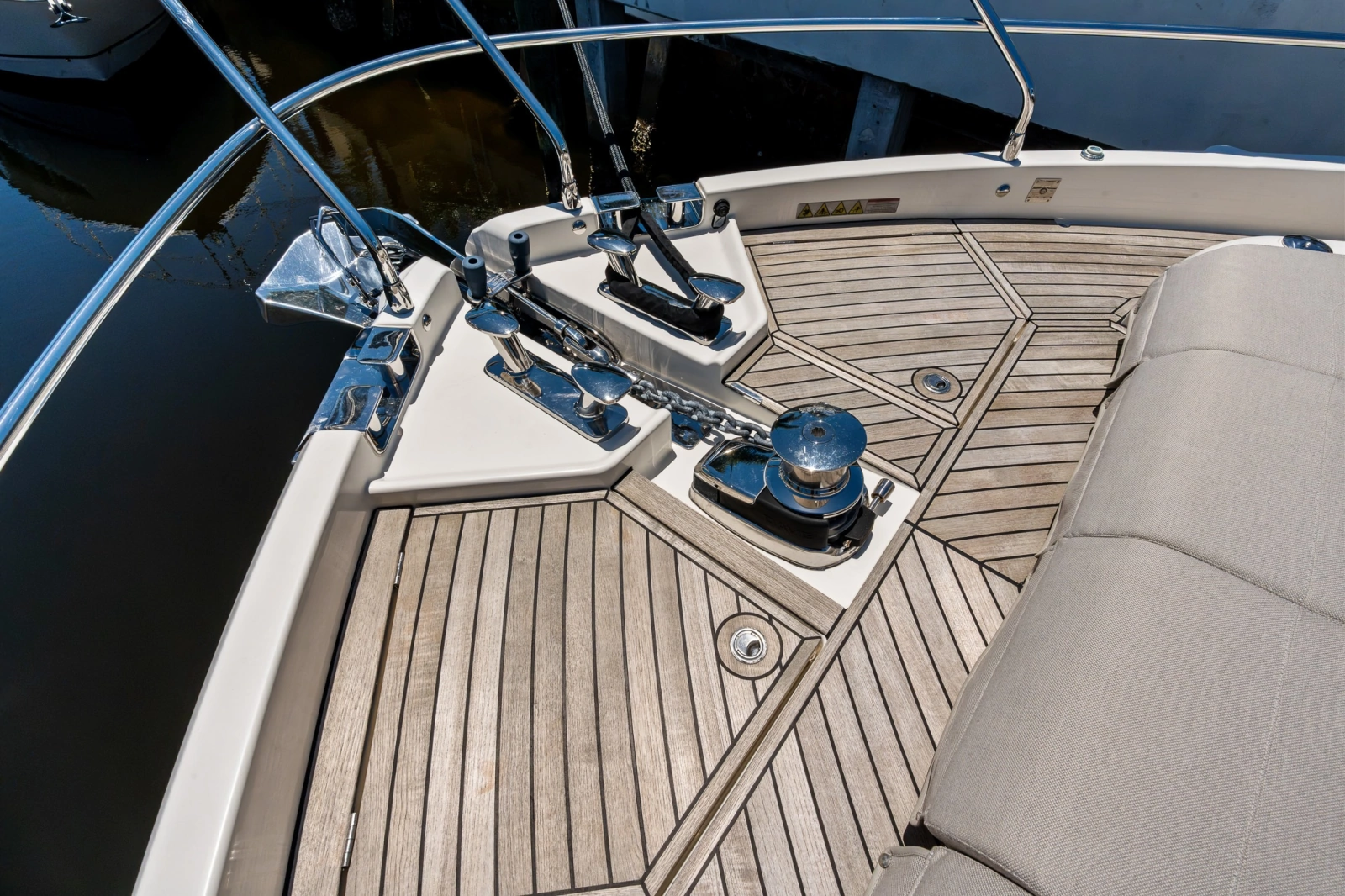 2023 Absolute Navetta 75