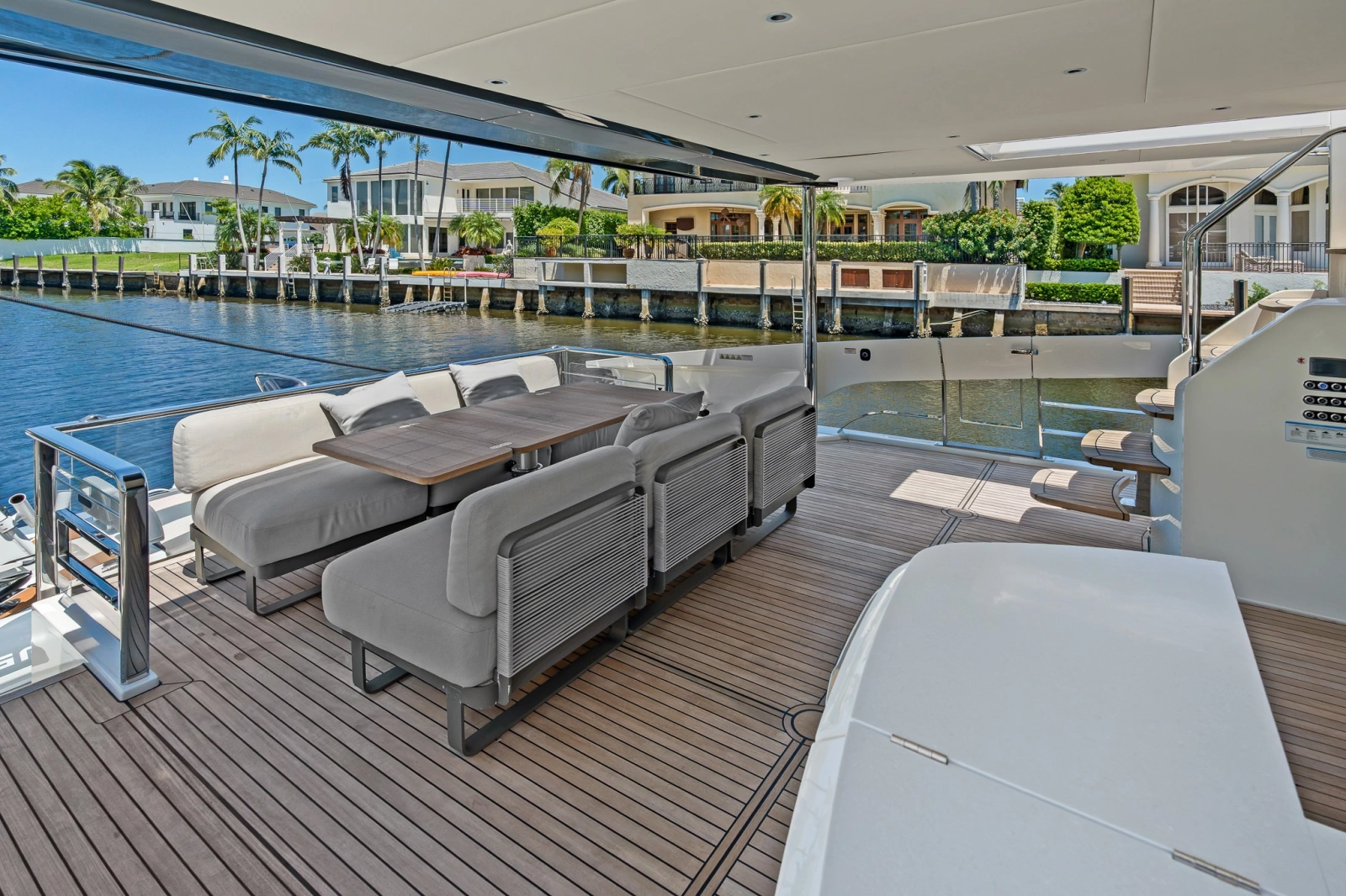 2023 Absolute Navetta 75