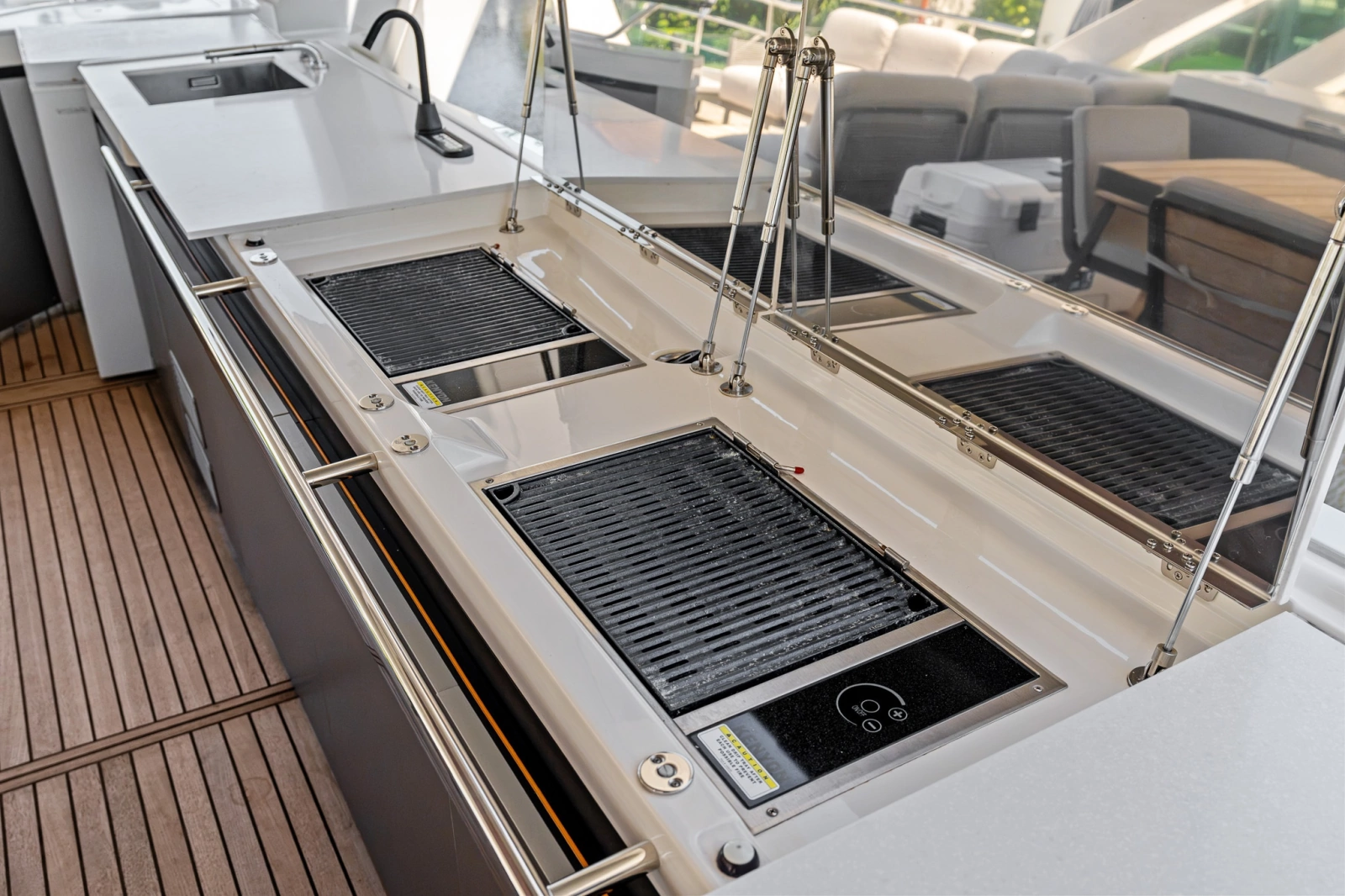 2023 Absolute Navetta 75