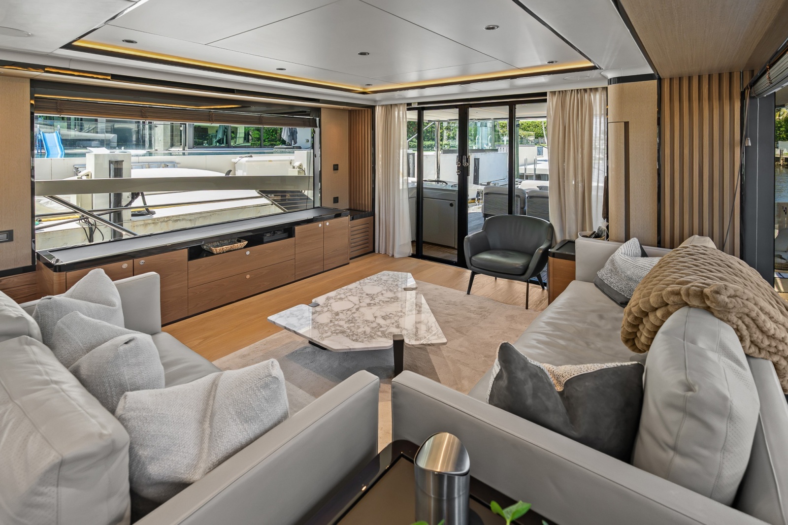 2023 Absolute Navetta 75