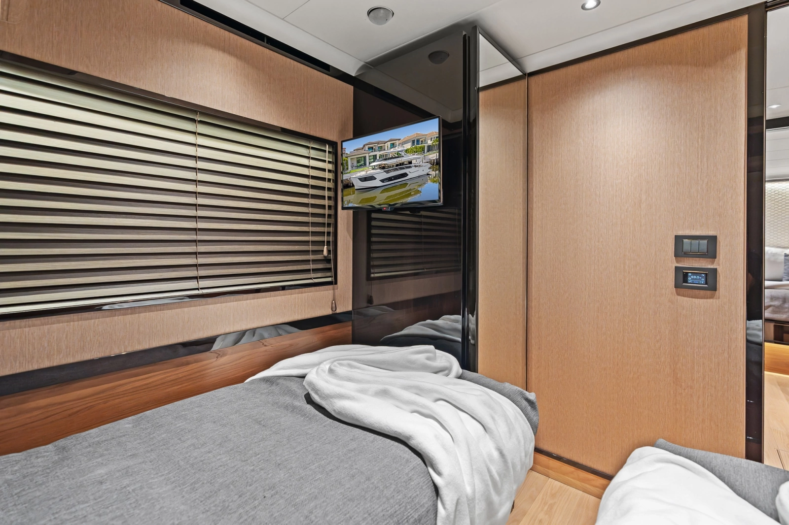 2023 Absolute Navetta 75