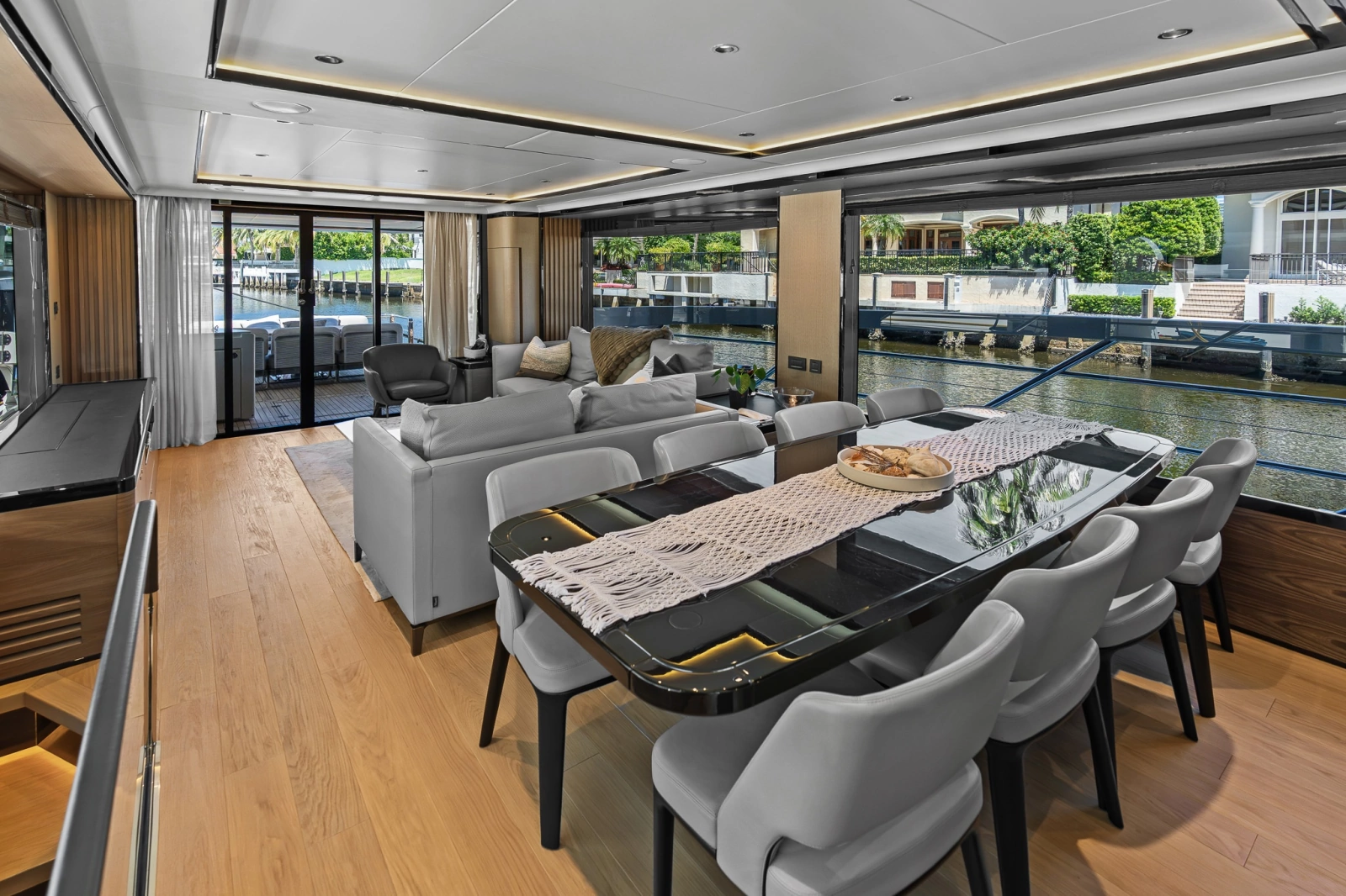 2023 Absolute Navetta 75