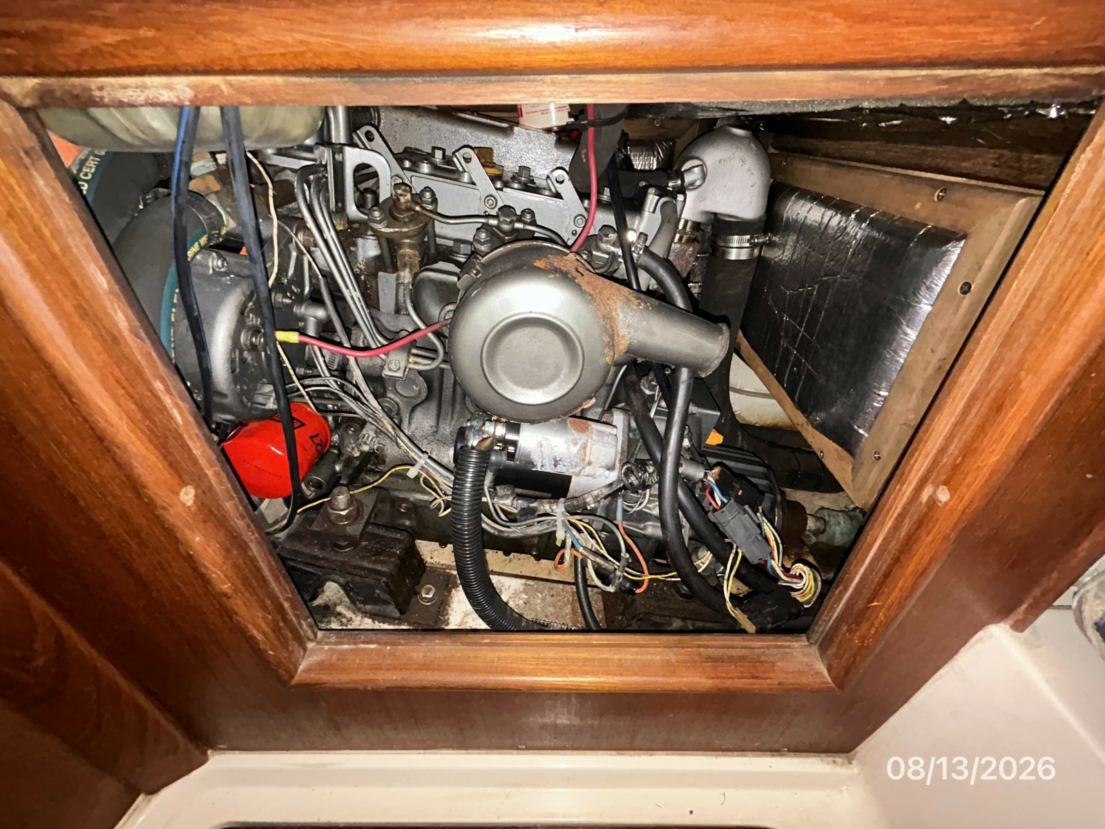Hunter 336 auxiliary access2