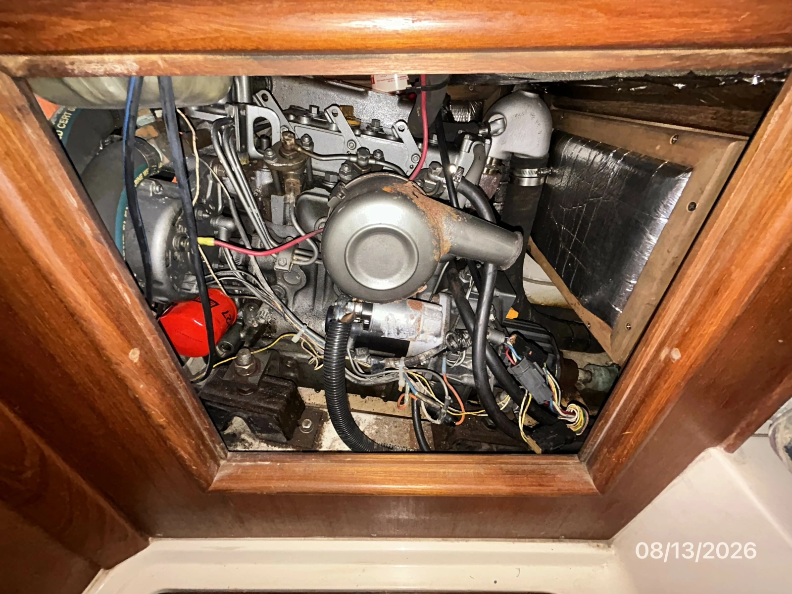 Hunter 336 auxiliary access2