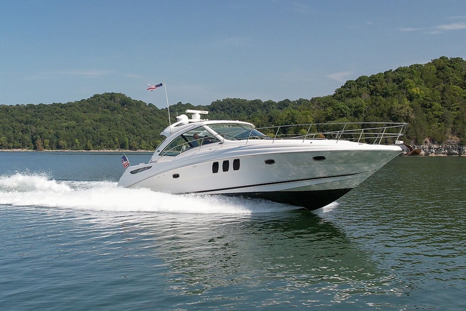 Stbd bow profile