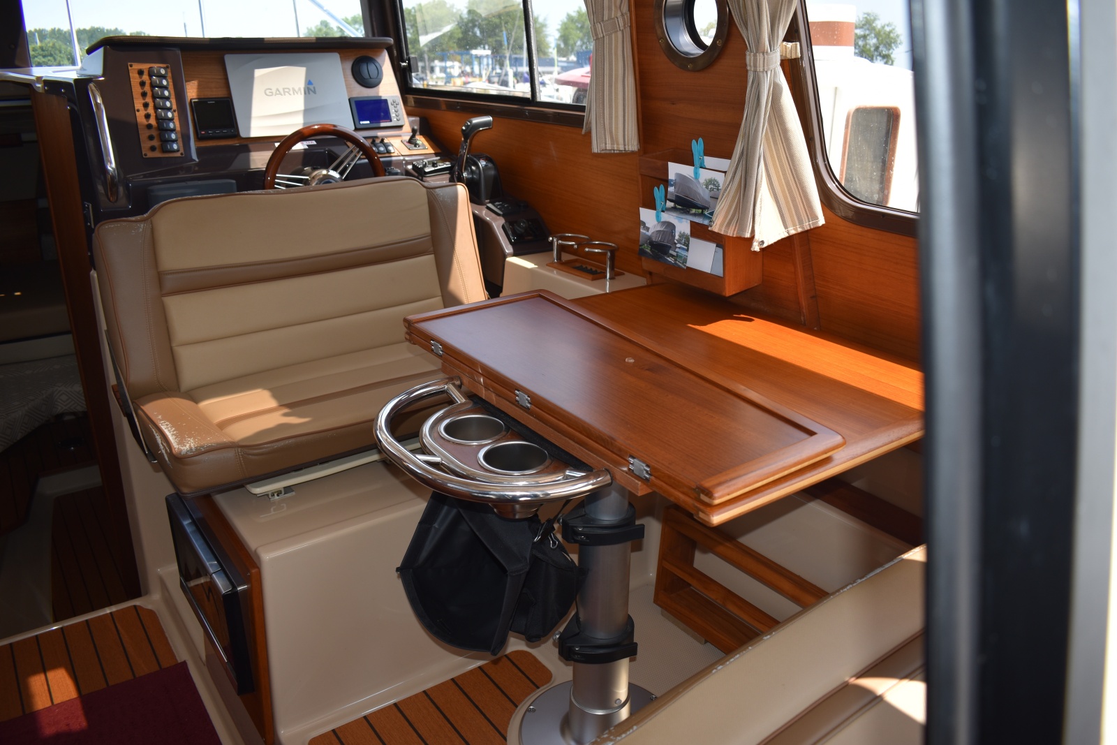 2019 Ranger Tugs R27LE