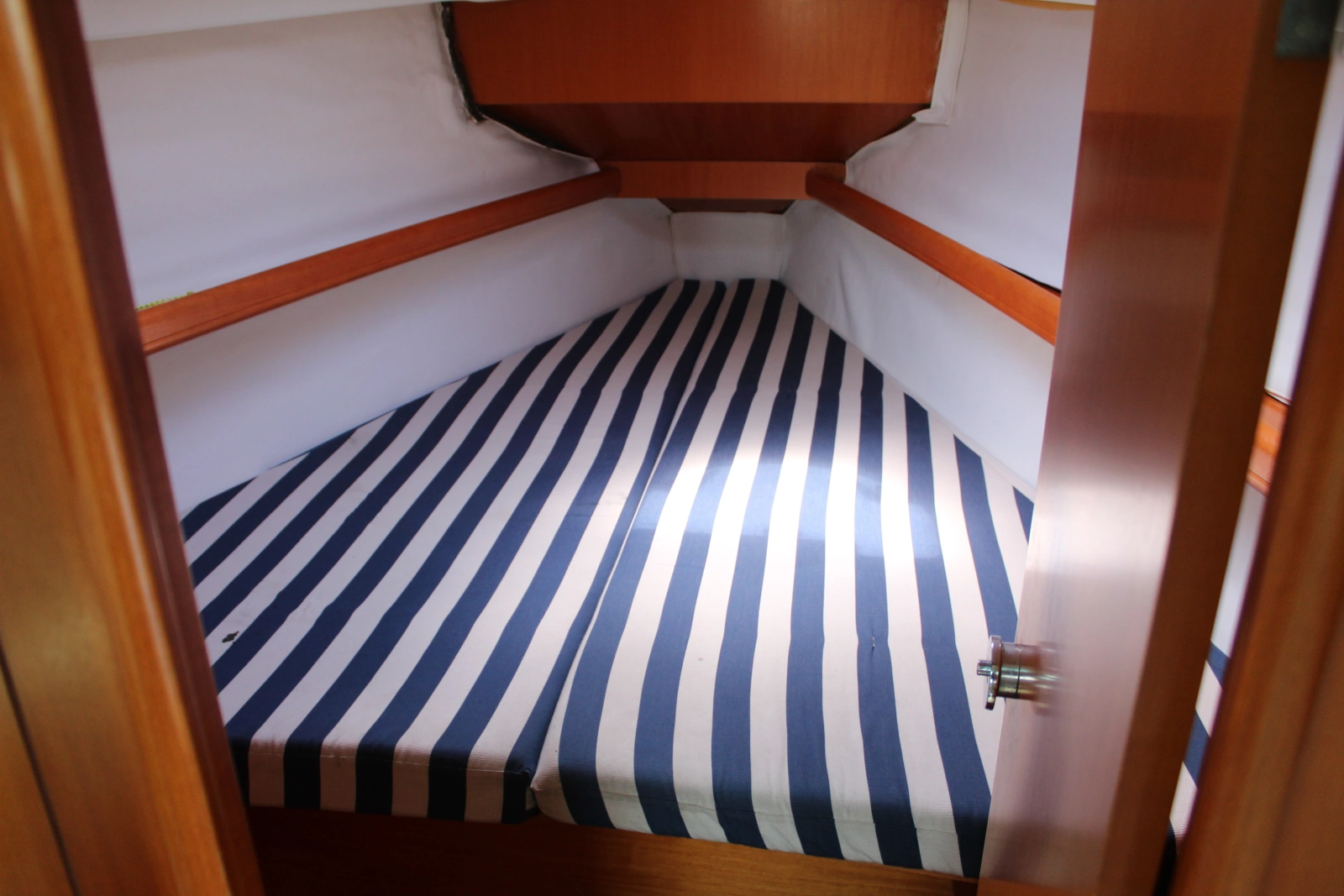 2000 Beneteau First 33.7