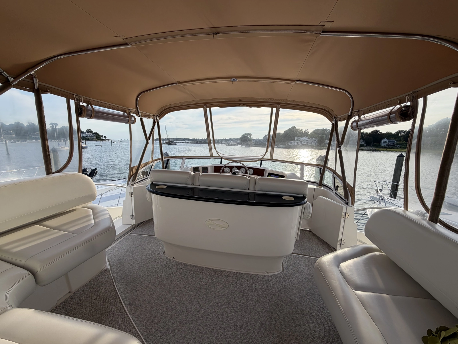 2002 Silverton 43 Motor Yacht