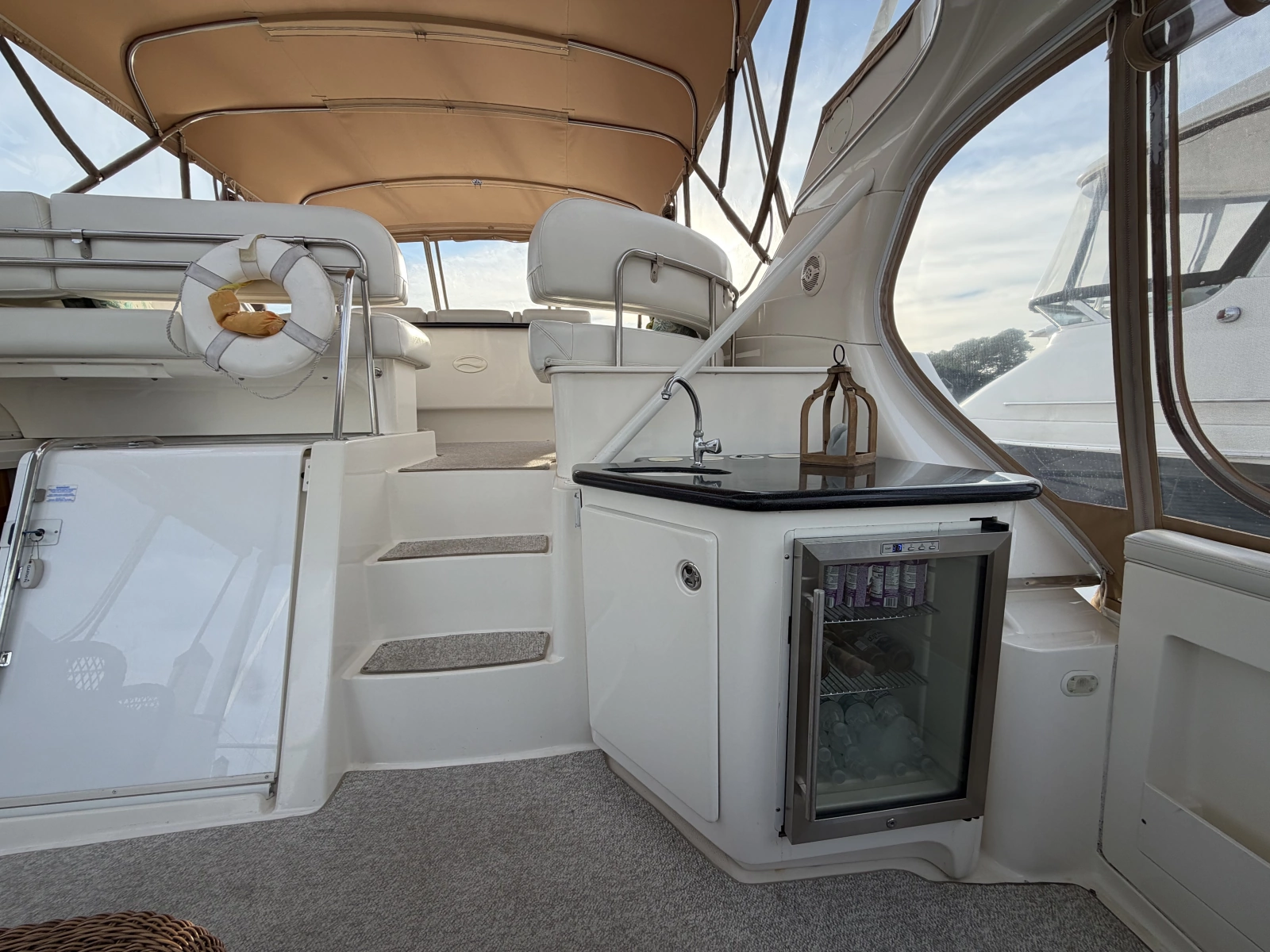 2002 Silverton 43 Motor Yacht