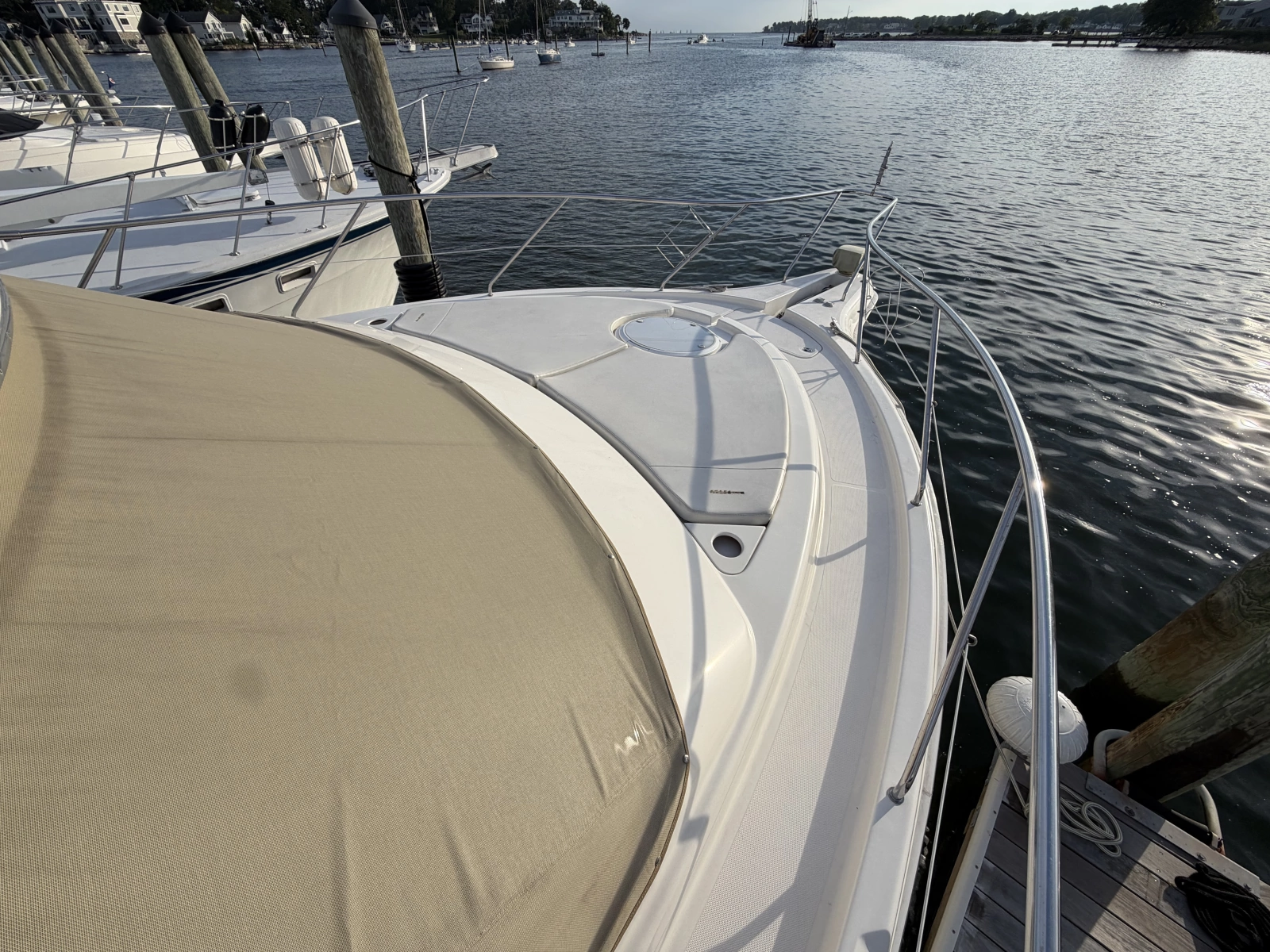 2002 Silverton 43 Motor Yacht