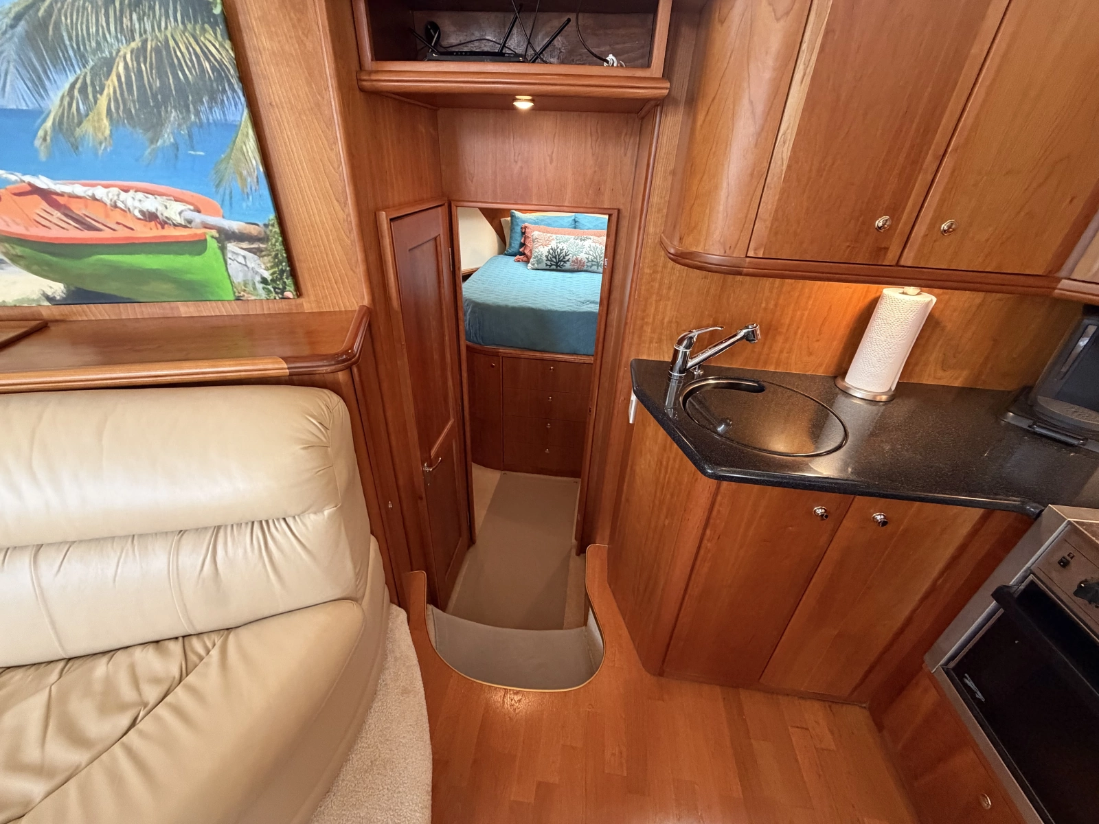 2002 Silverton 43 Motor Yacht