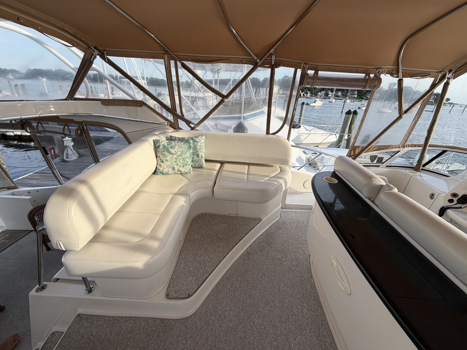 2002 Silverton 43 Motor Yacht
