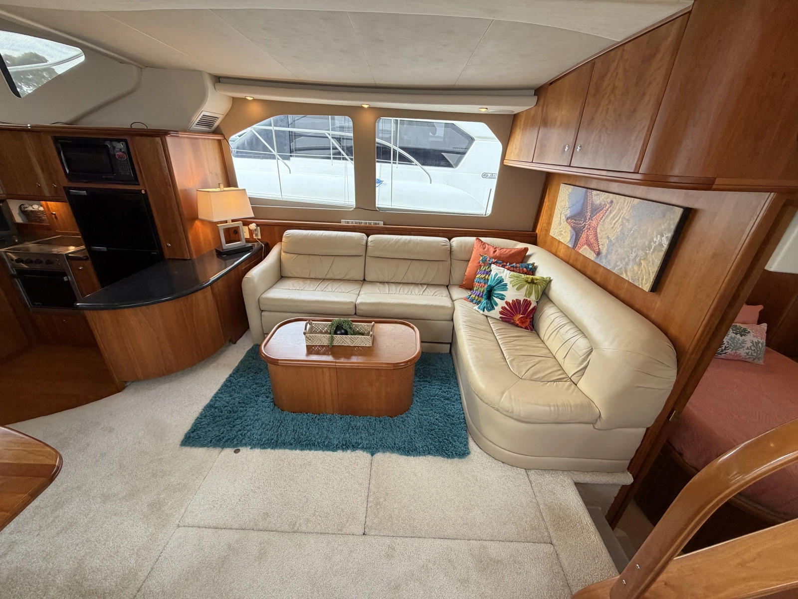 2002 Silverton 43 Motor Yacht