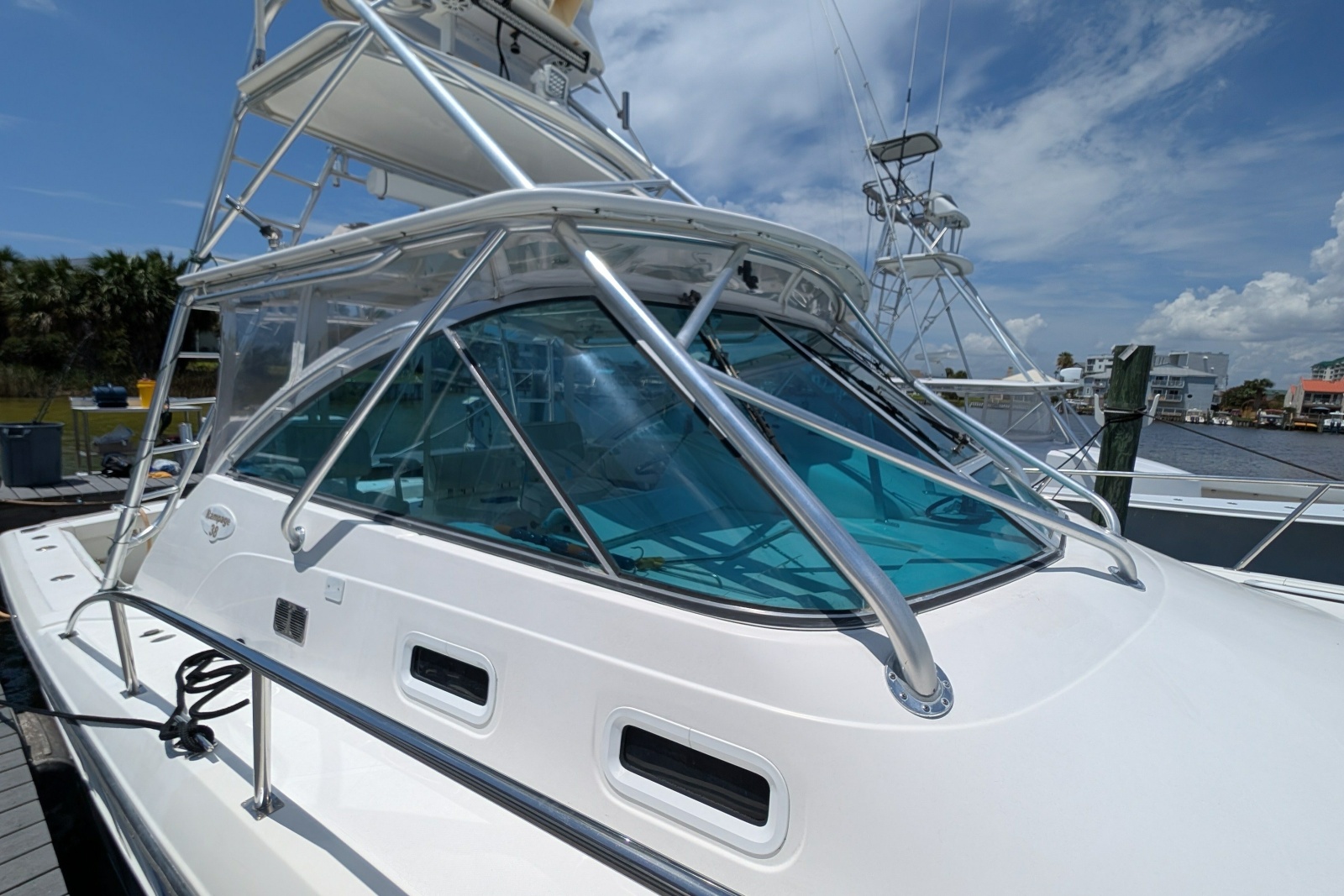 2005 Rampage 38 Express