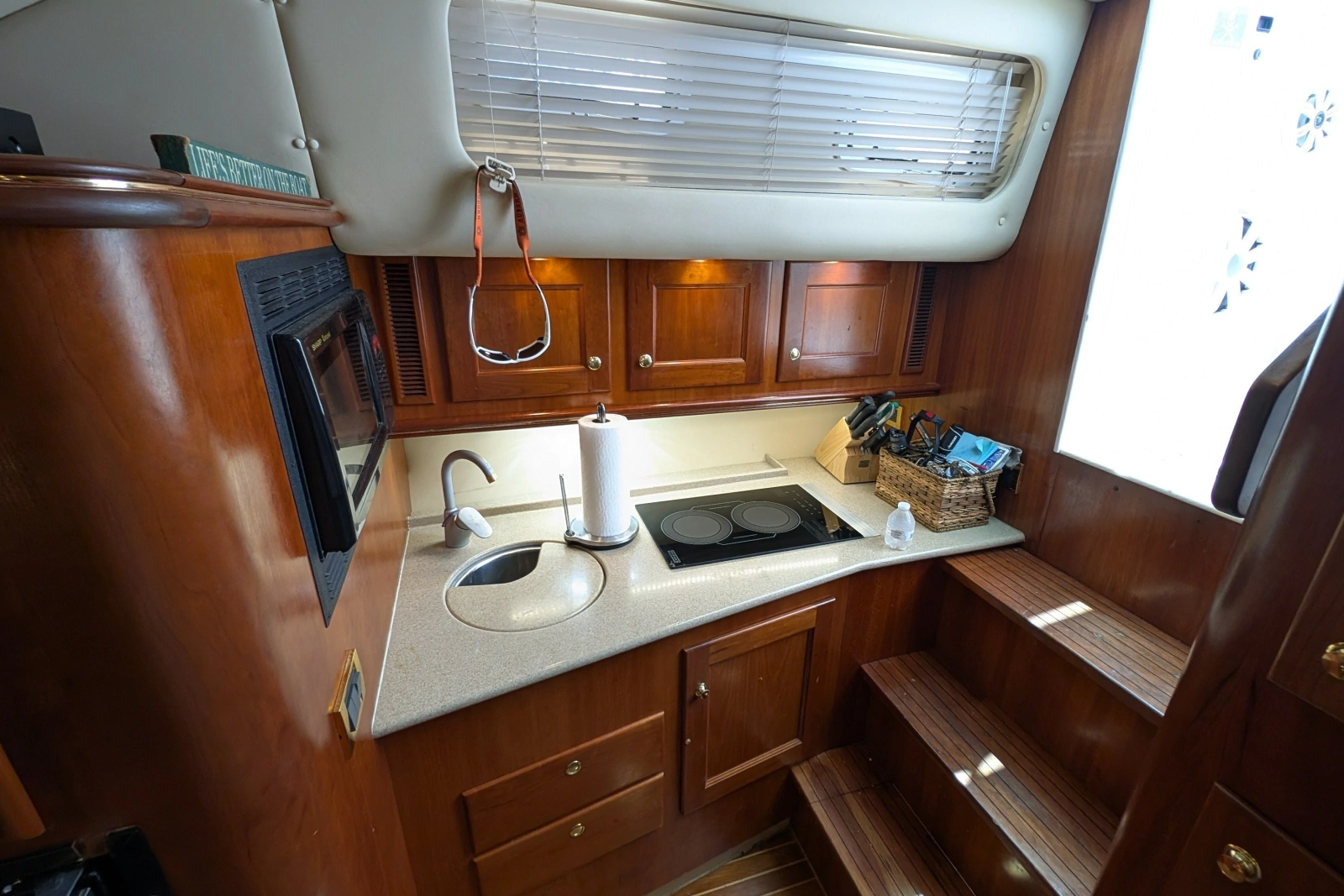 2005 Rampage 38 Express