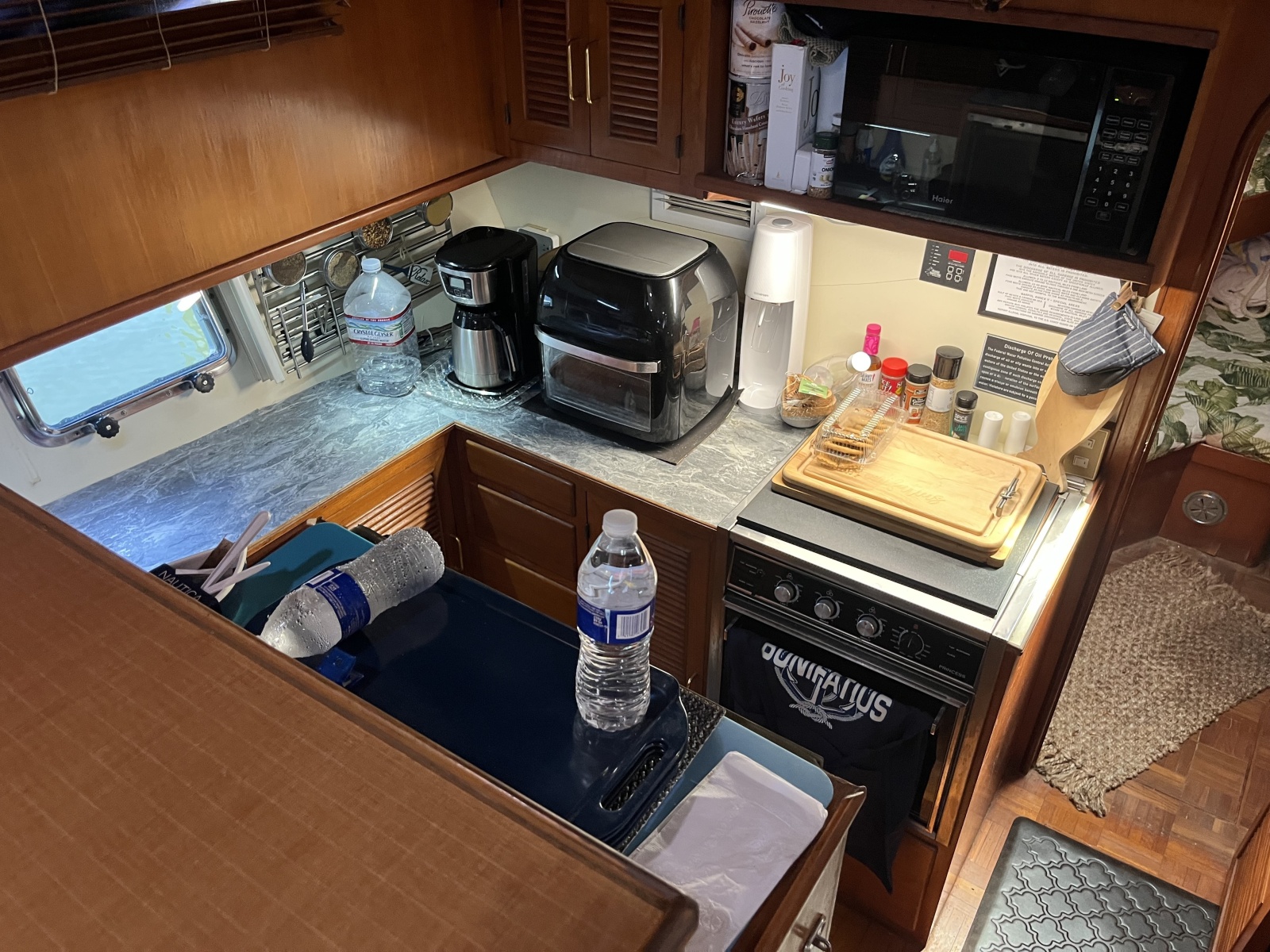 1986 Oceania Sundeck