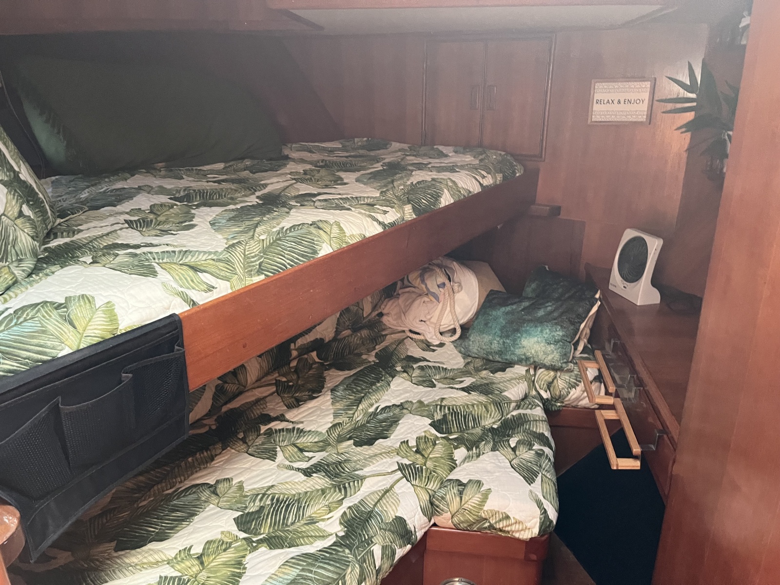 1986 Oceania Sundeck