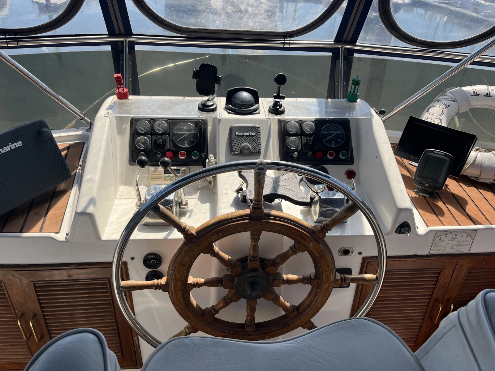 1986 Oceania Sundeck