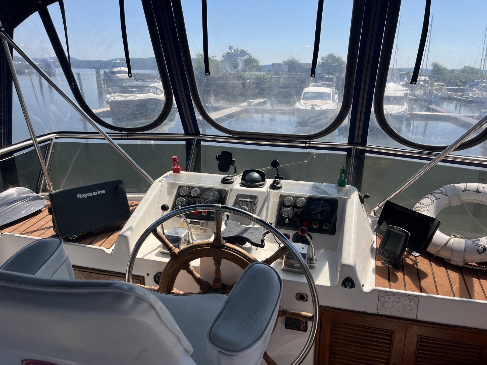 1986 Oceania Sundeck