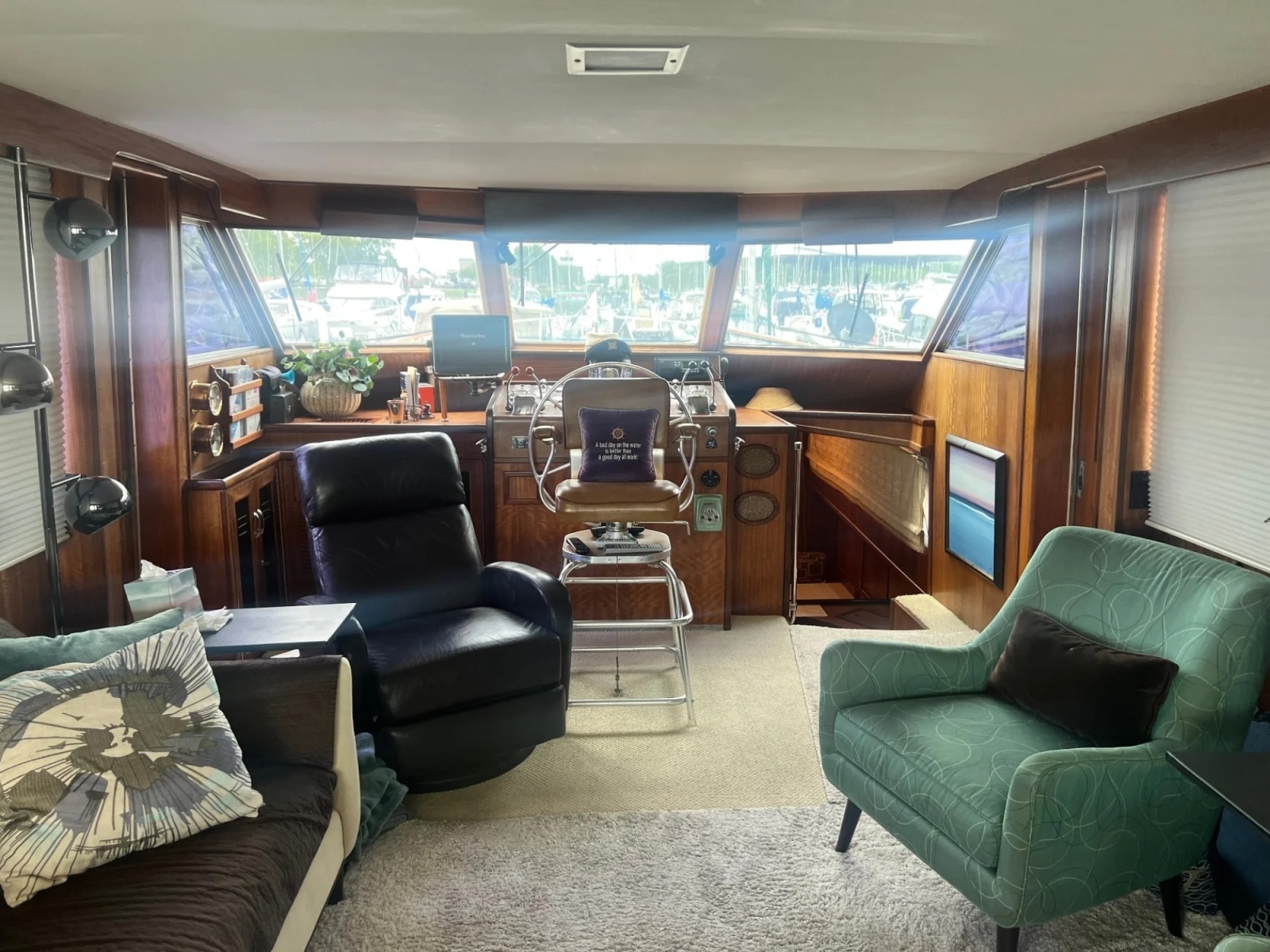 1972 Hatteras 58 Yacht Fish