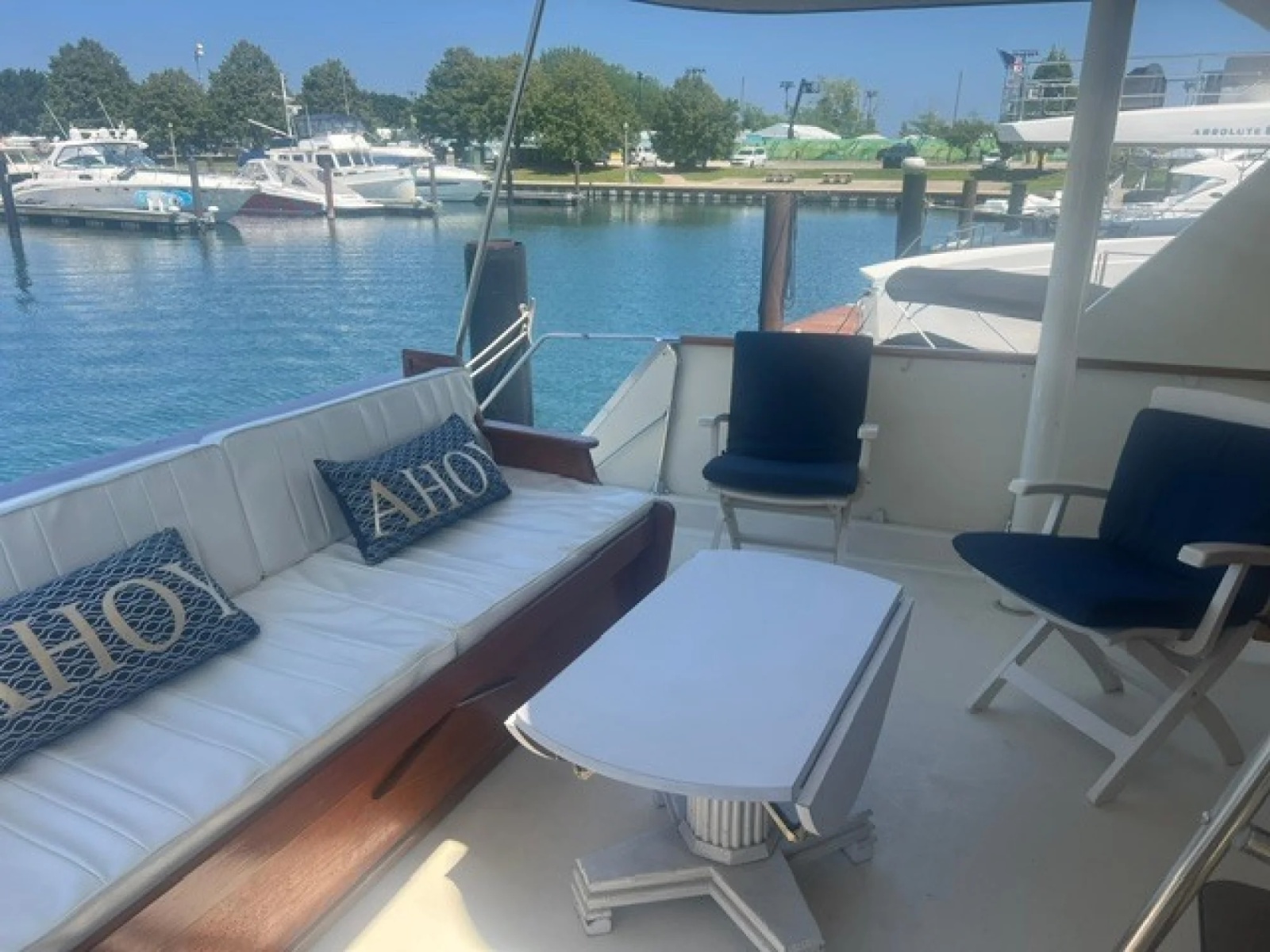 1972 Hatteras 58 Yacht Fish
