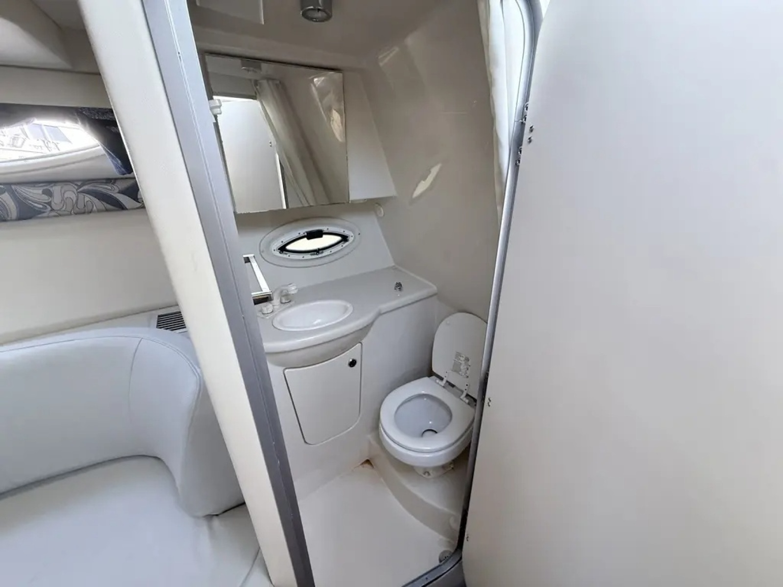 2011 Bayliner 315 SB