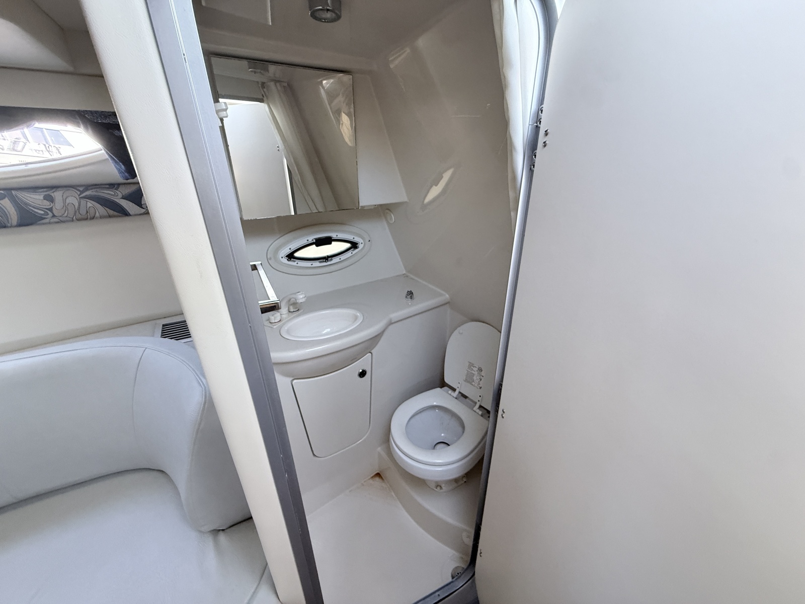 2011 Bayliner 315 SB