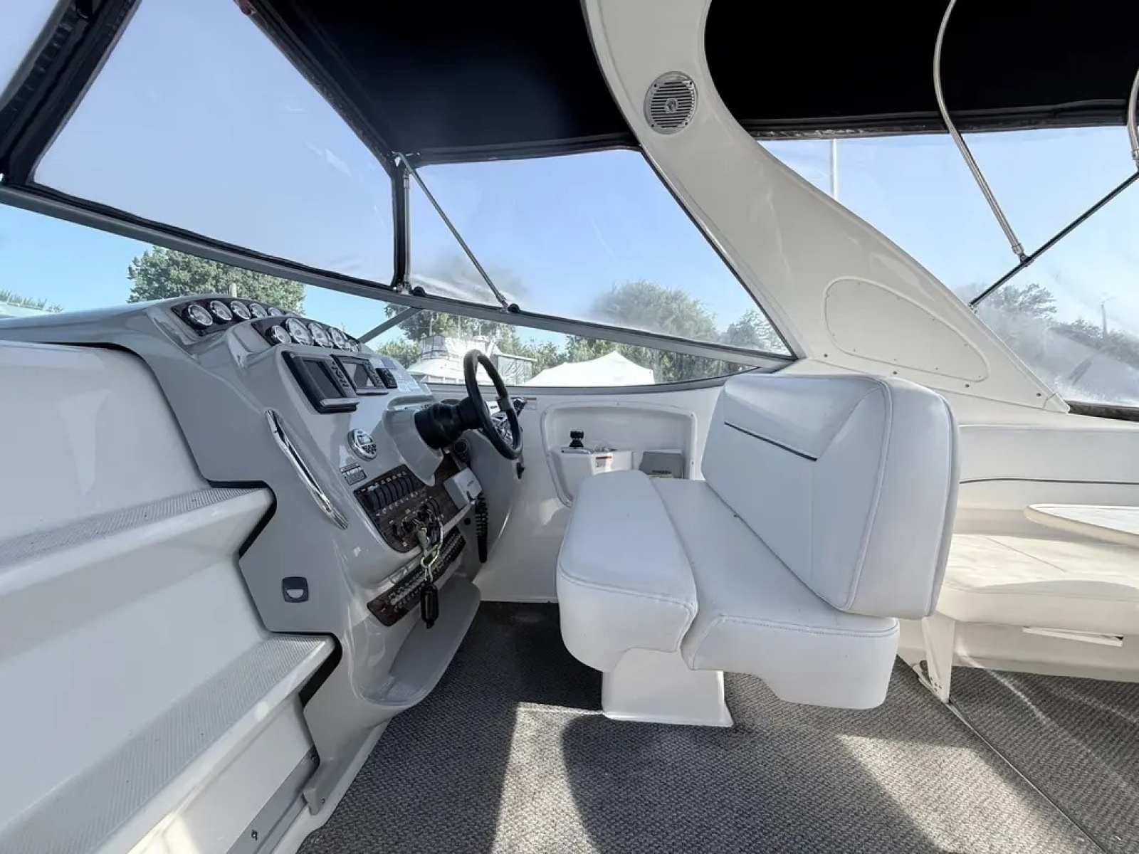 2011 Bayliner 315 SB