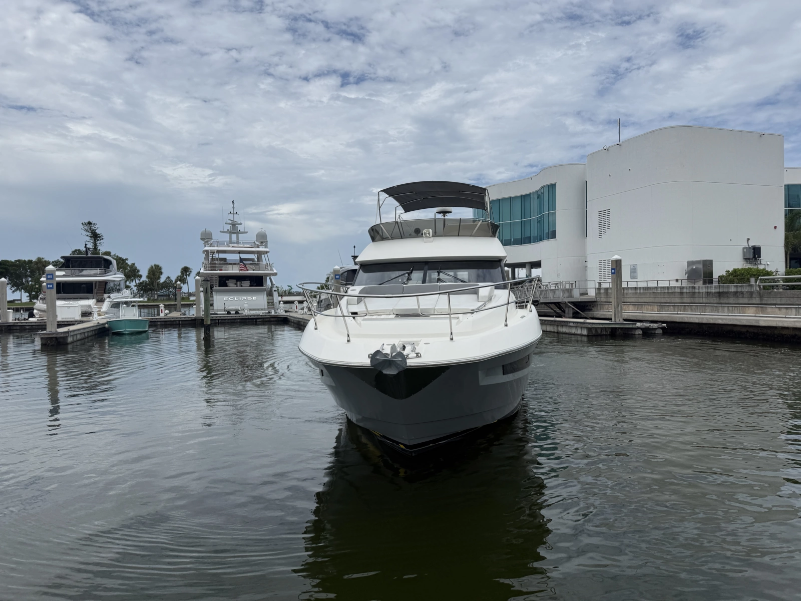 2018 Prestige 460