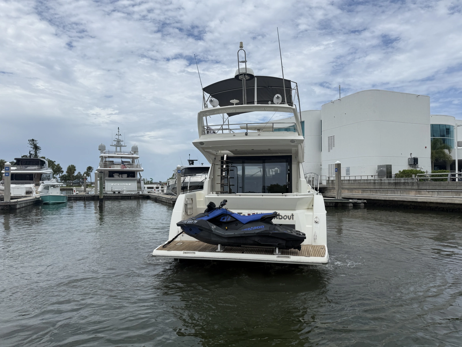 2018 Prestige 460