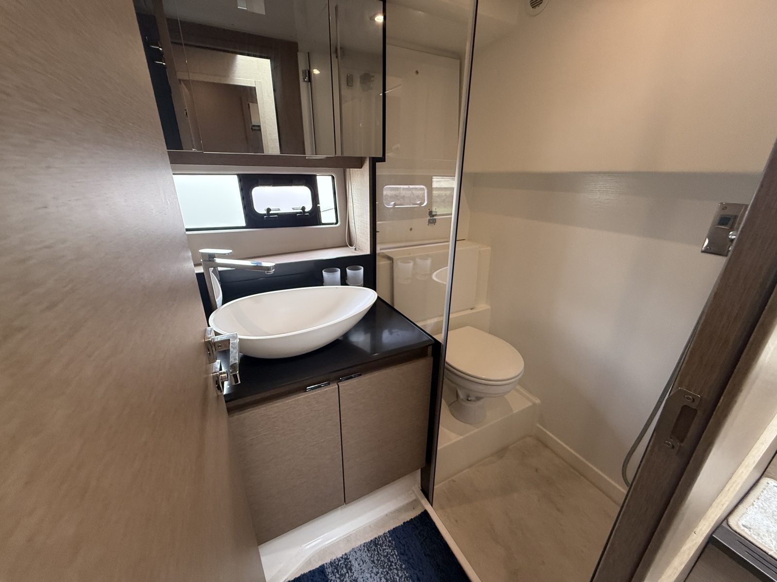 2018 Prestige 460