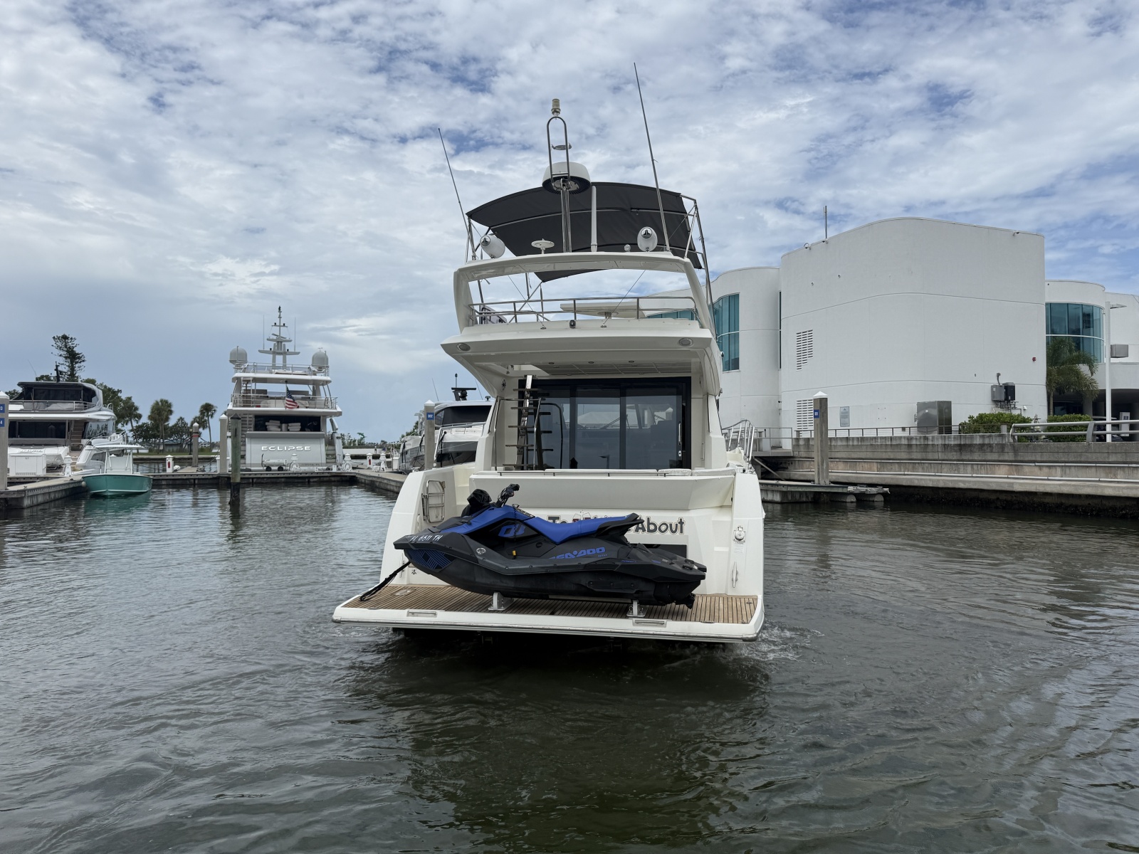 2018 Prestige 460