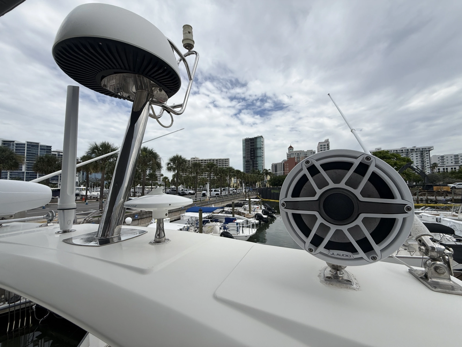 2018 Prestige 460