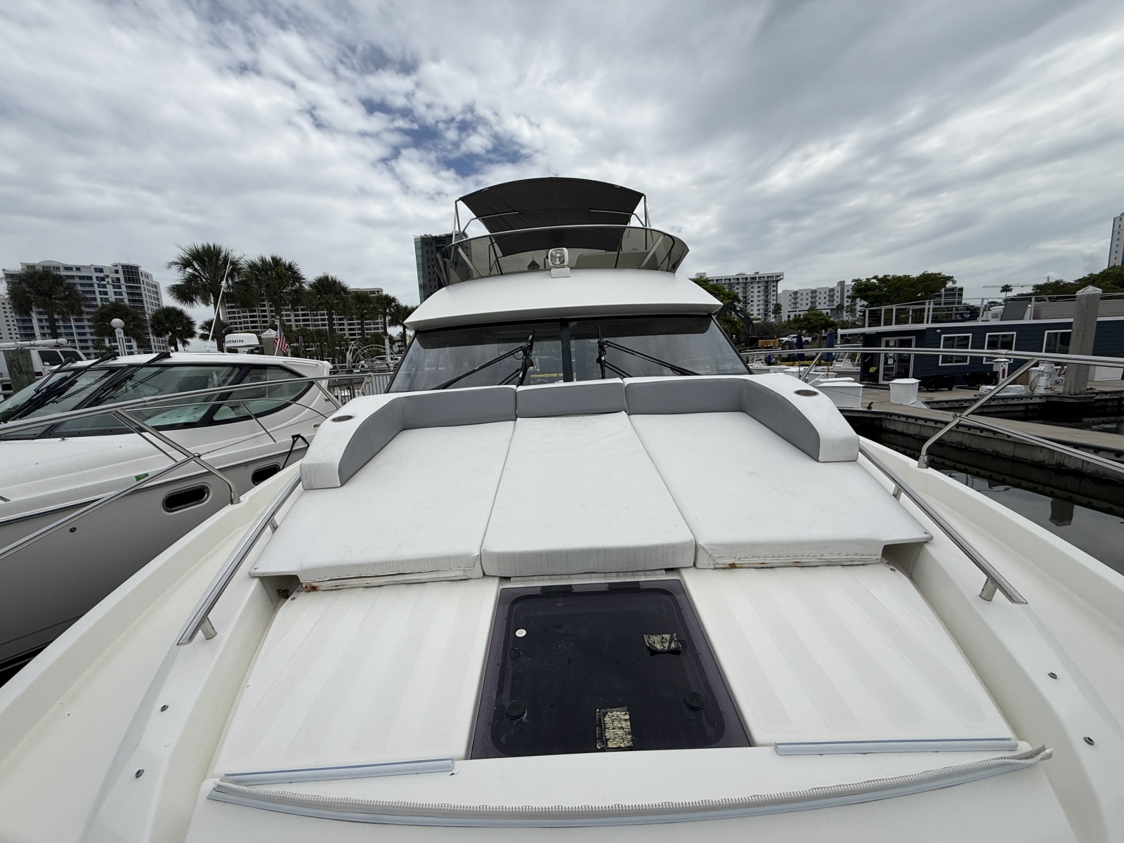 2018 Prestige 460