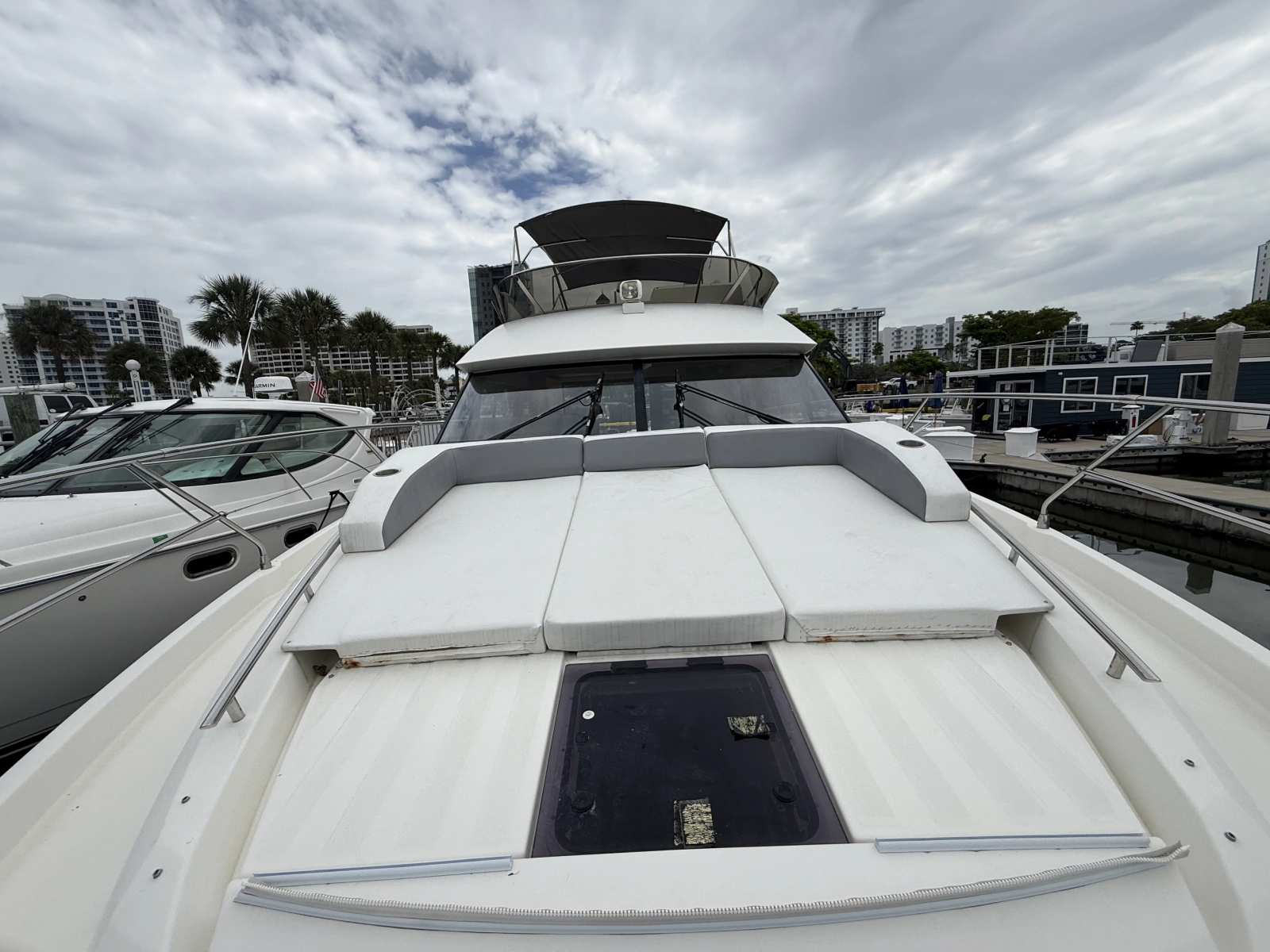 2018 Prestige 460