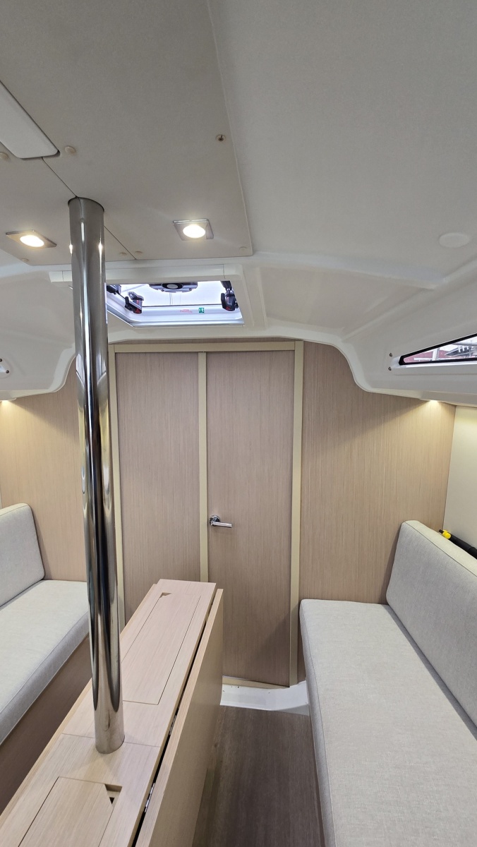 2023 Beneteau Oceanis 30.1