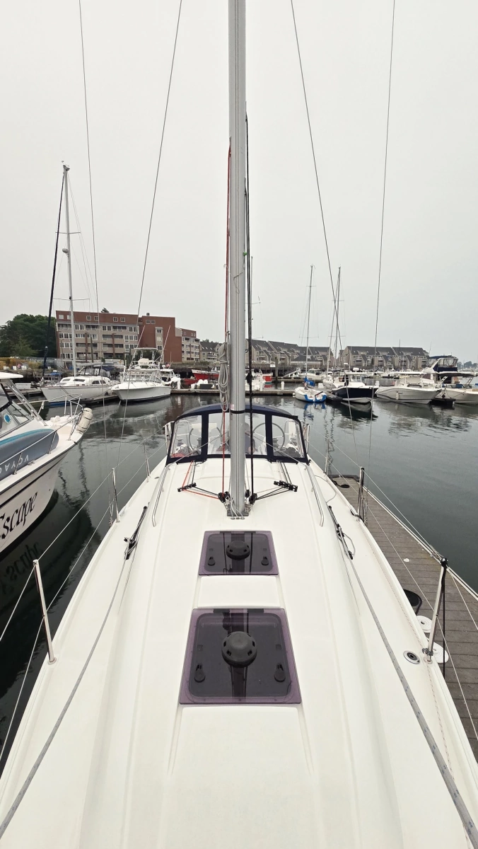 2023 Beneteau Oceanis 30.1