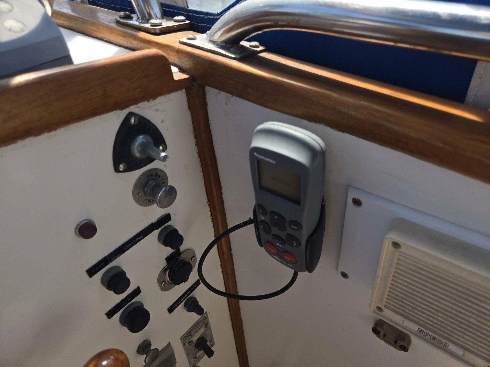 1983 Grand Banks Classic
