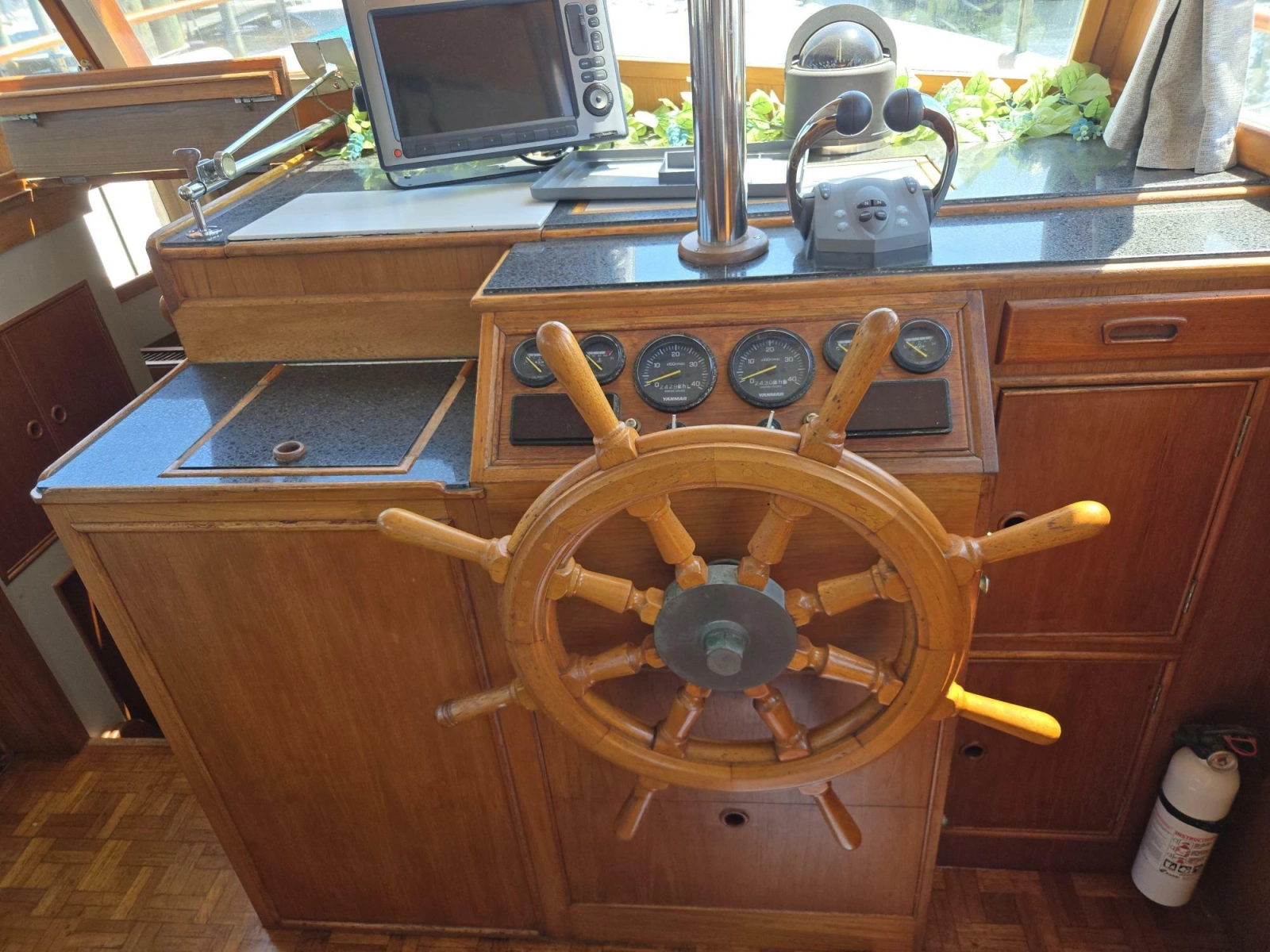 1983 Grand Banks Classic