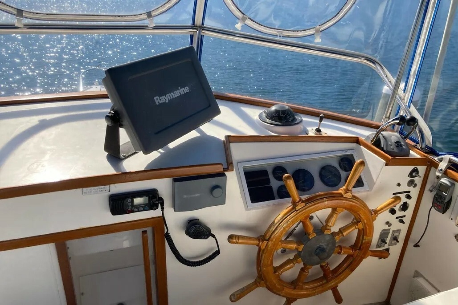 1983 Grand Banks 42 Classic