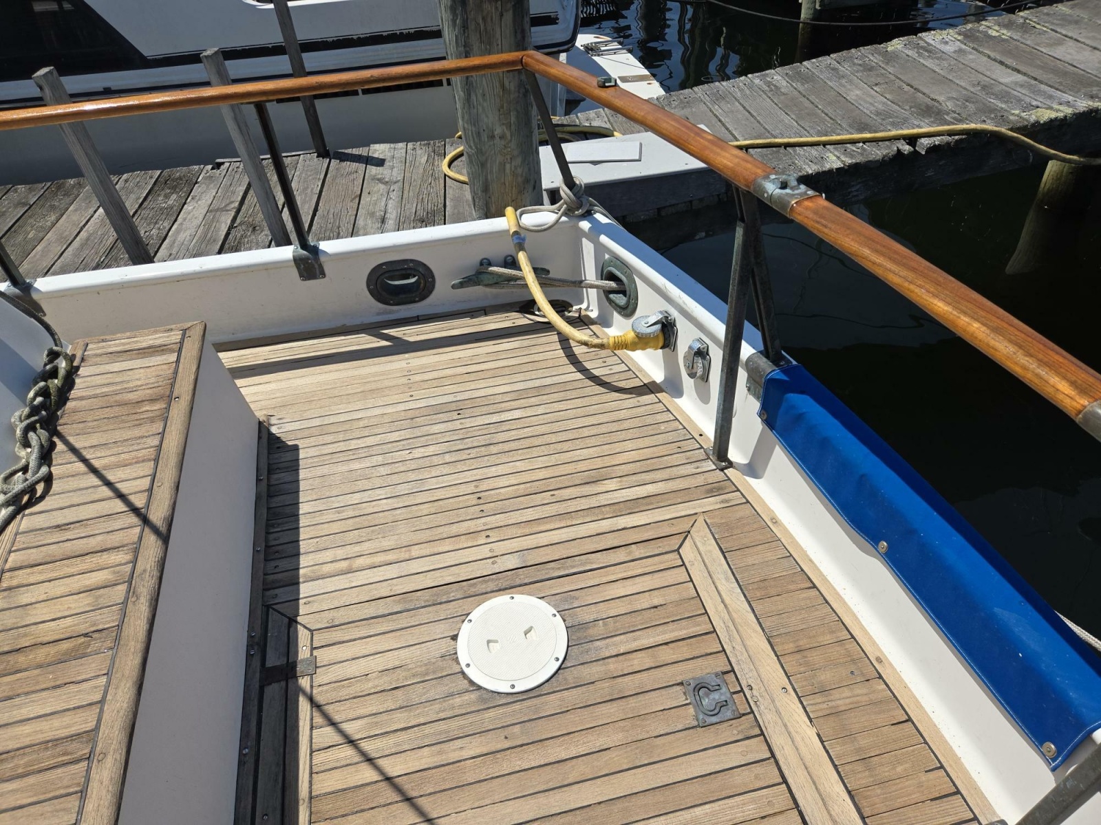 1983 Grand Banks 42 Classic