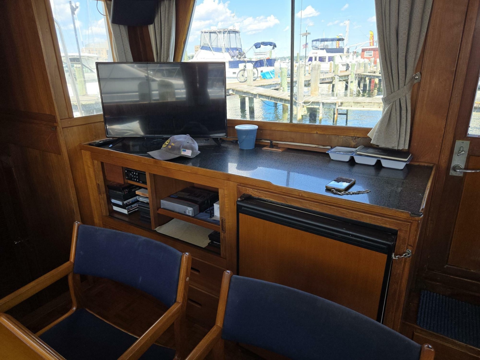 1983 Grand Banks 42 Classic