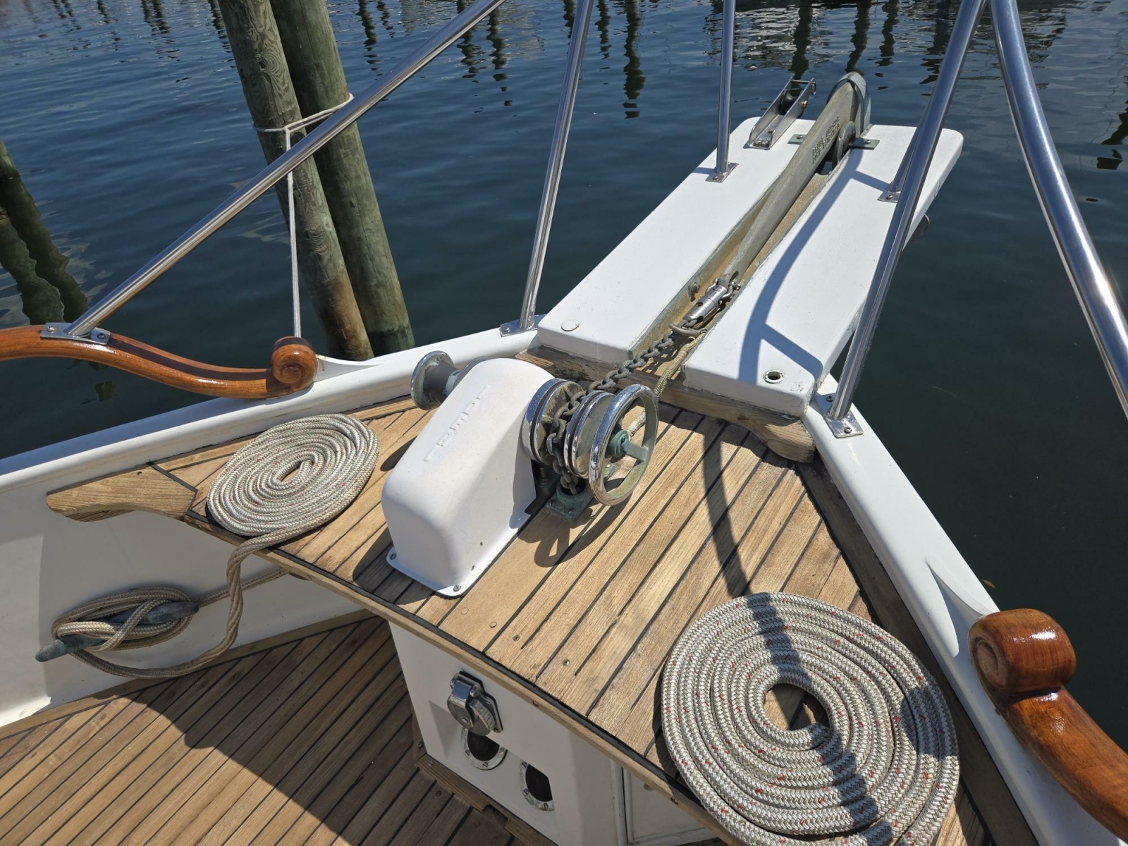 1983 Grand Banks 42 Classic
