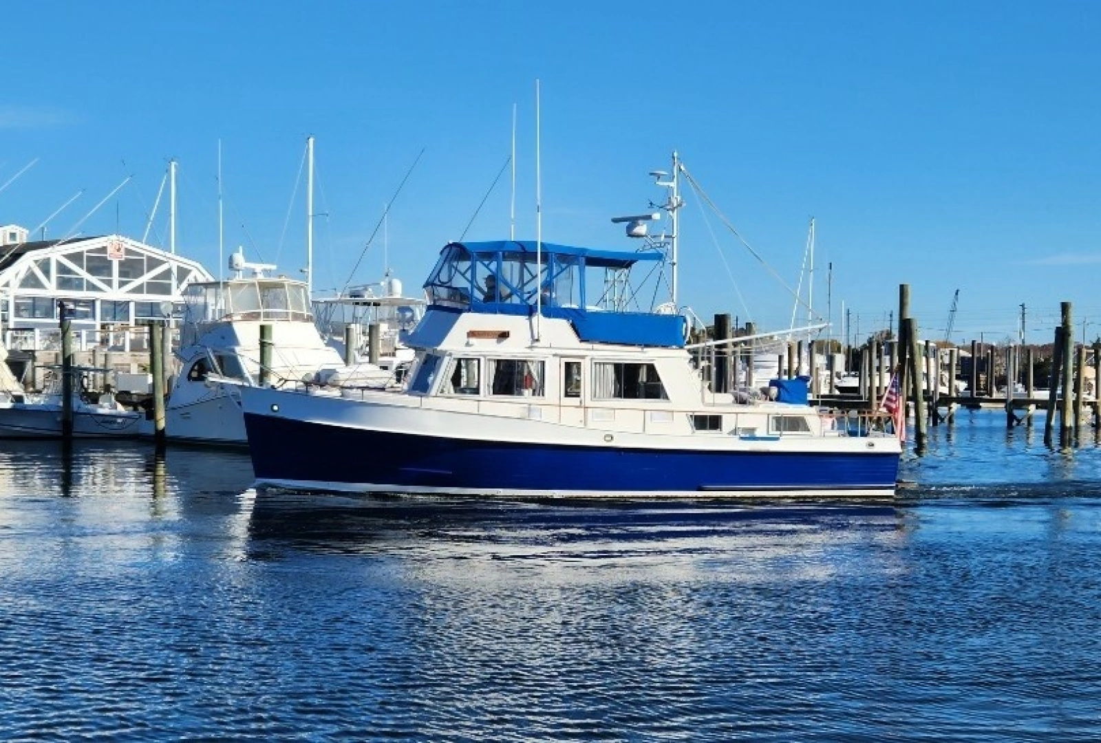 1983 Grand Banks Classic