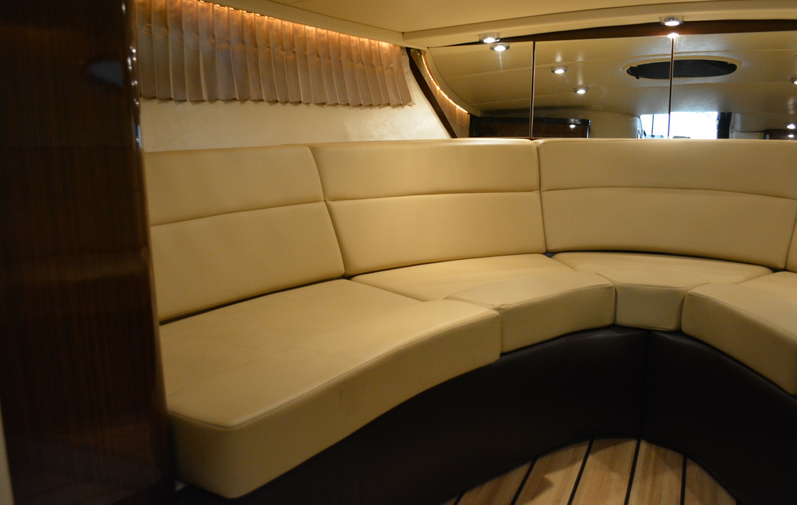 2014 Regal 3550