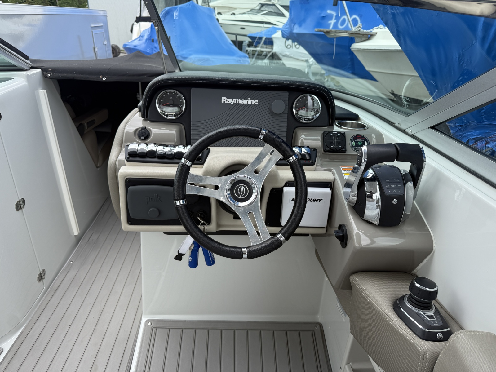 2018 Crownline E30